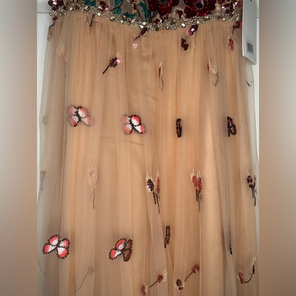 MAC DUGGAL Beige Embellished Floral Detail A Line Gown Size 8 Style #681101 NWT - Picture 4 of 16